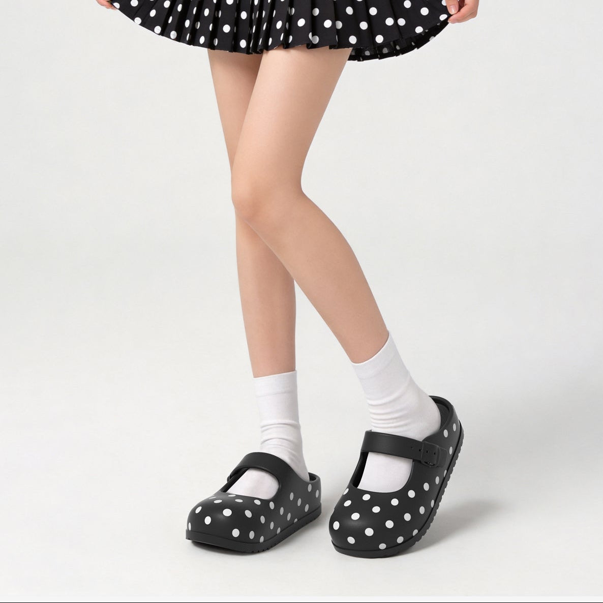 CHIKOKU- Sneaker – SO3