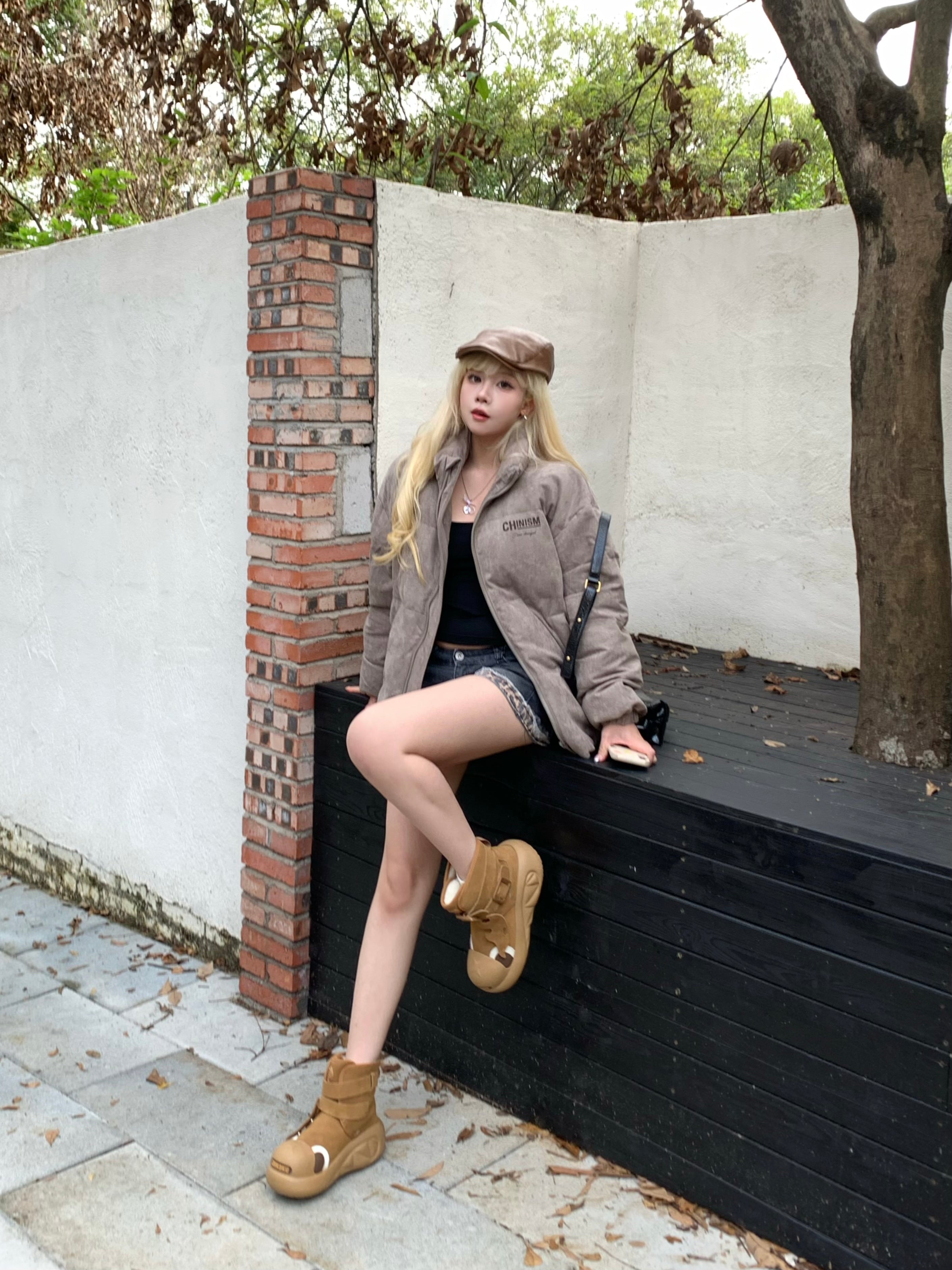 -CHIKOKU- 113 BROWN