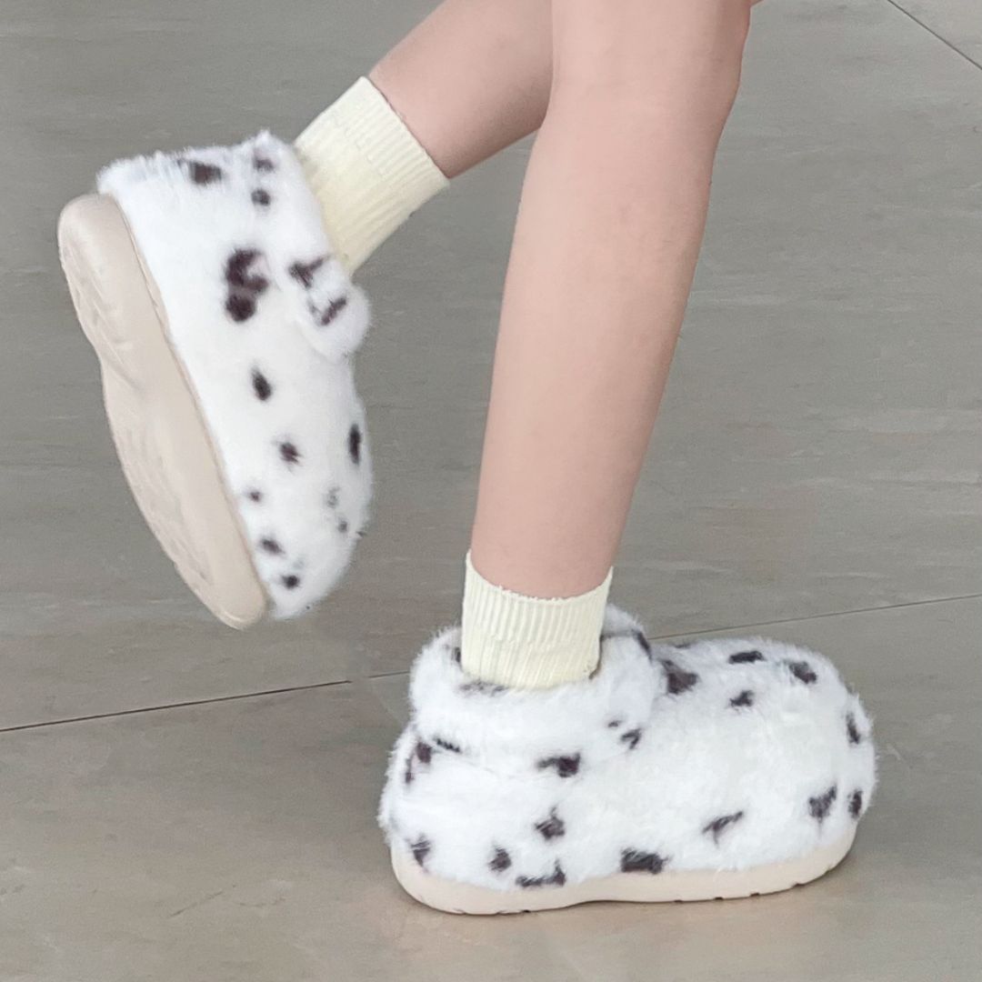 Panda Fuzzy Boots (Low cut)