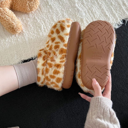 Giraffe Fuzzy Boots (Low cut)